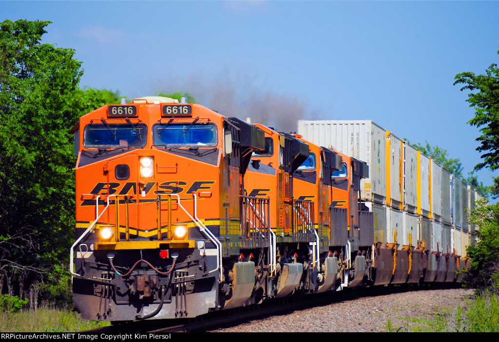 BNSF 6616